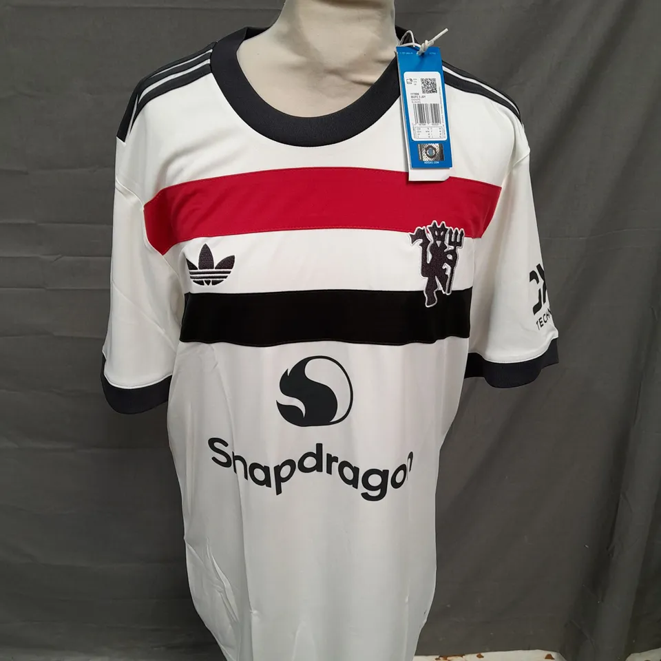ADIDAS MANCHESTER UNITED FOOTBALL CLUB SHIRT - MEDIUM