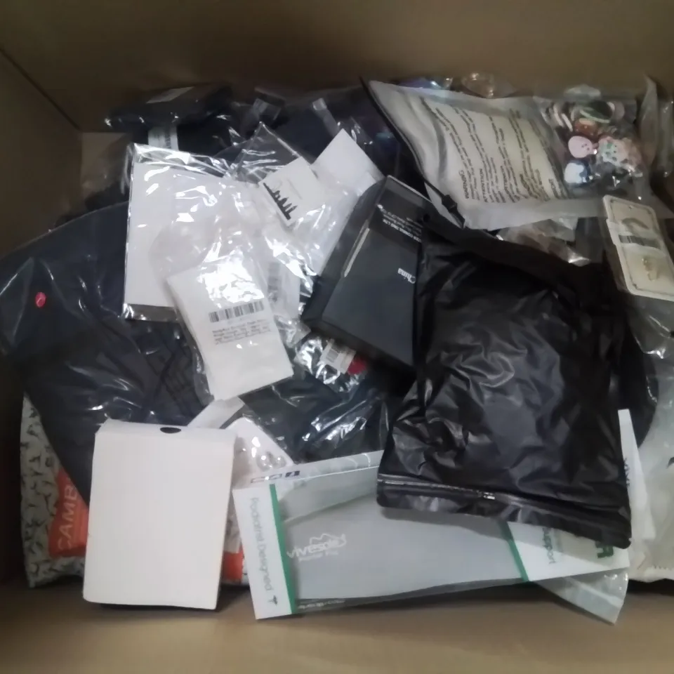 BOX CONTAINING VARIOUS BAGGED CLOTHING ITEMS AND MIXED DRESS UP/COSTUME JEWELLERY IN SILVER AND SILVER PLATE ECT.