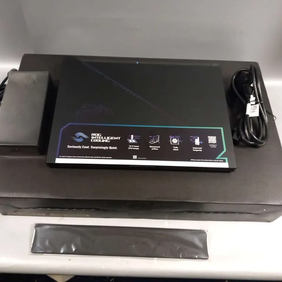 BOXED ASUS REPUBLIC OF GAMERS ZEPHYRUS DUO GAMING LAPTOP GX650P NOTEBOOK PC