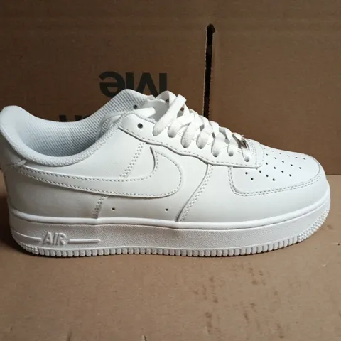 NIKE AIR FORCE 1 '07 WHITE/WHITE – UK 8 
