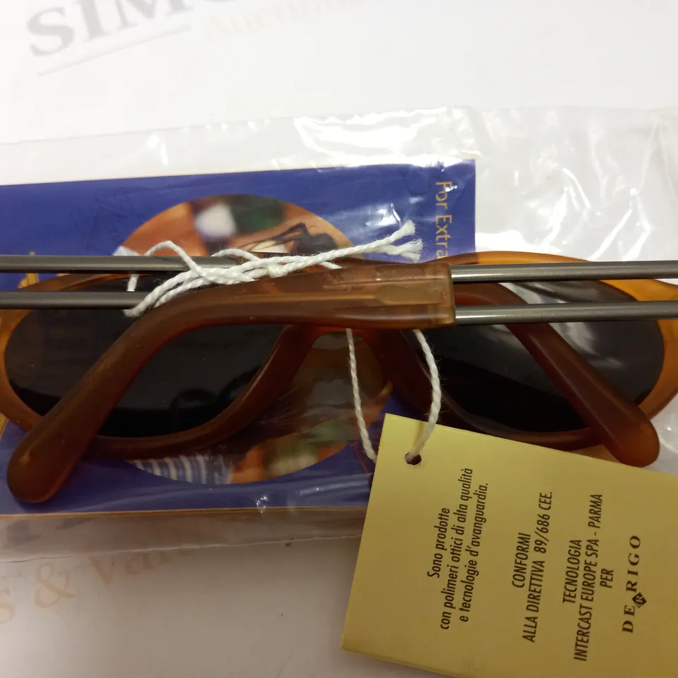 APPROX 10 DERIGO STING SUNGLASSES - BOXED