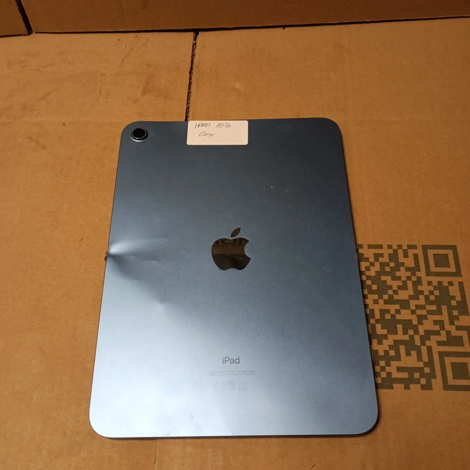 APPLE IPAD A2696