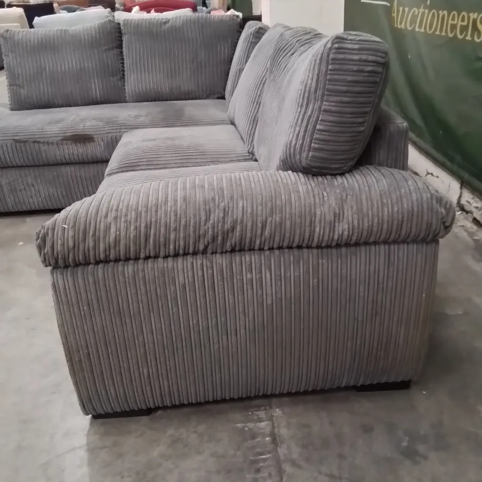 QUALITY DESIGNER CORDUROY FABRIC UPHOLSTERED GREY CORNER/L SHAPE SOFA
