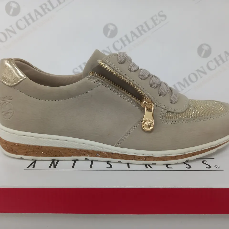 RIKER ANTISTRESS BIEGE SIZE 7.5 TRAINER