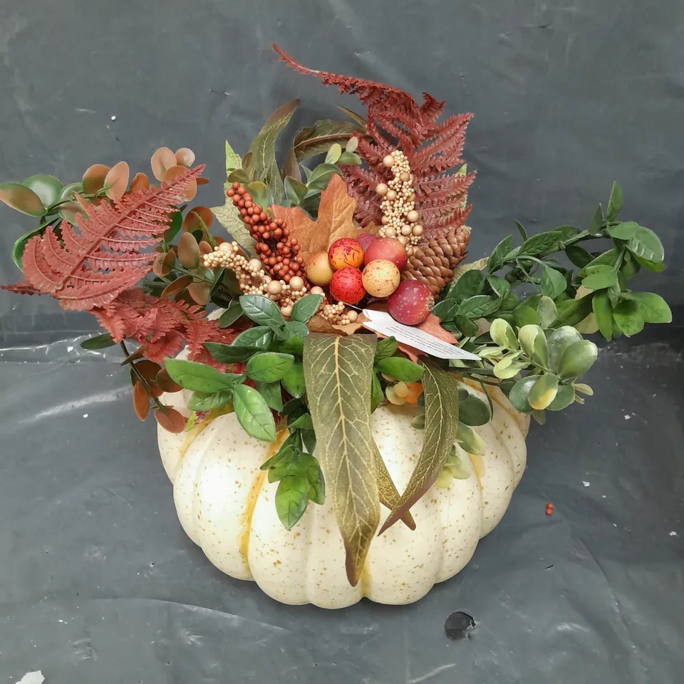 PUMPKIN FAUX FLOWER ARRANGEMENT RRP £23