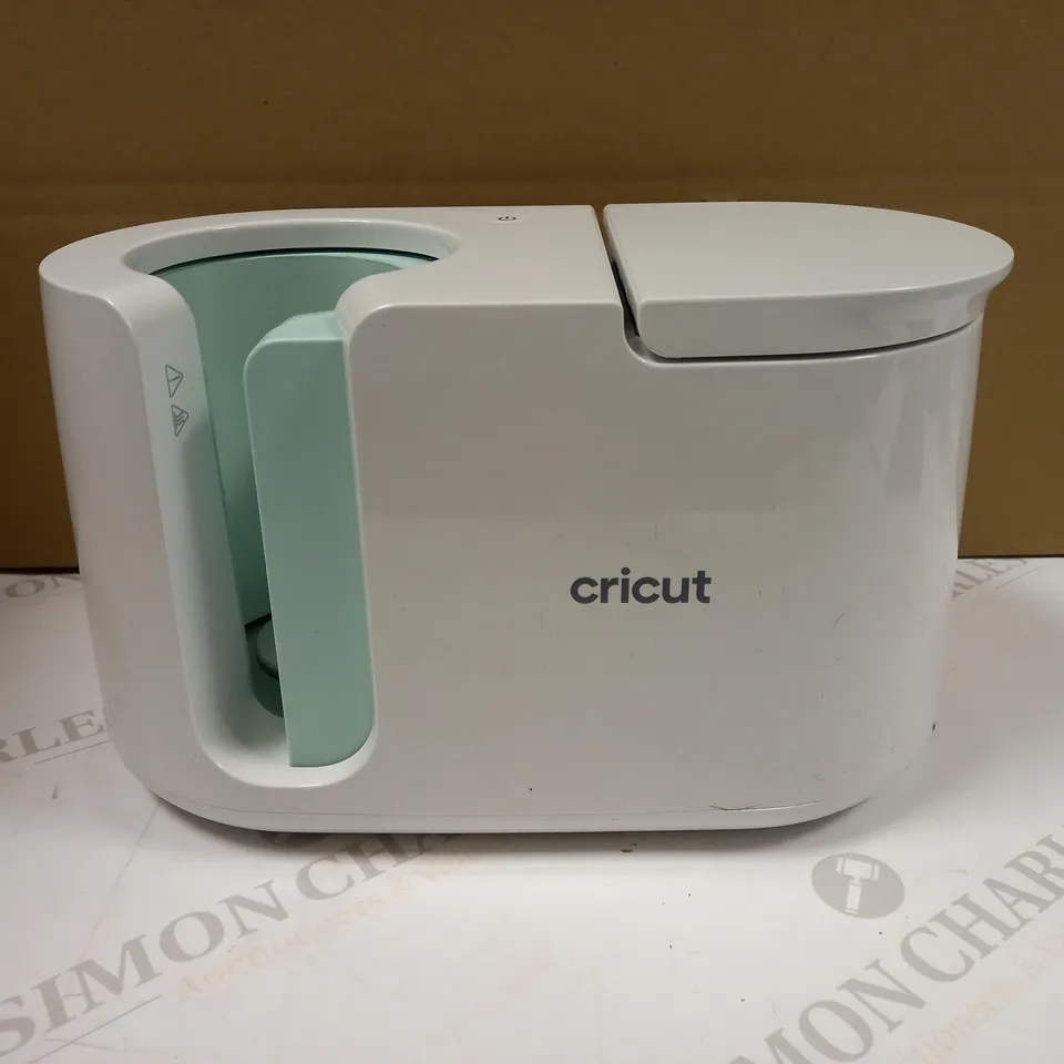 CRICUT MUG PRESS