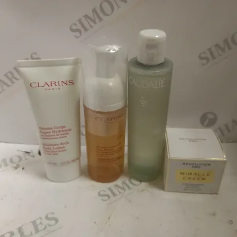 APPROXIMATELY 4 ASSORTED COSMETICS ITEMS TO INCLUDE CLARINS GENTLE RENEWING CLEANSING MOUSSE (150ml), CAUDALIE PURIFYING TONER (200ml), REVOLUTION PRO MIRACLE CREAM (50ml), ETC