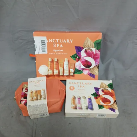 SANCTUARY SPA LOT OF 3 ASSORTED BODYCARE GIFTSETS TO INCLUDE - SIGNATURE PERFECT PAMPER PARCEL - BODY WASH FRAGRANCE COLLECTION - GLOW & GO WASHBAG