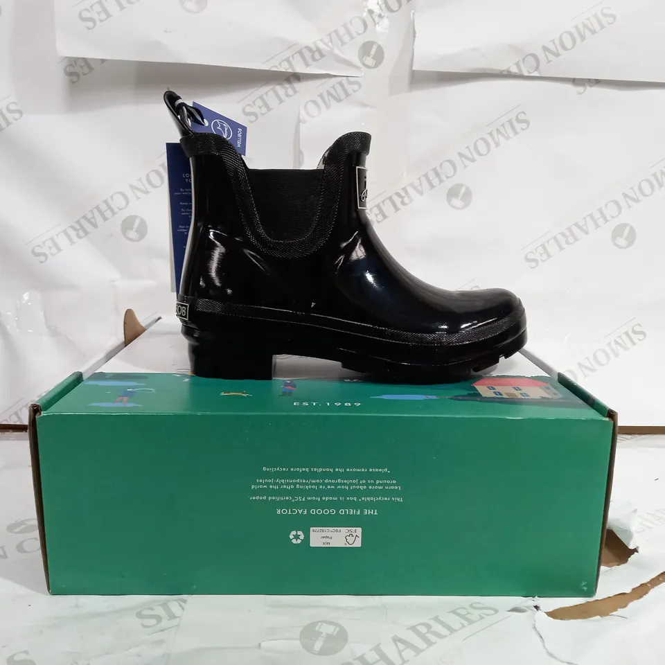 PAIR OF JOULES WELLYBOBS IN BLACK - SIZE 3