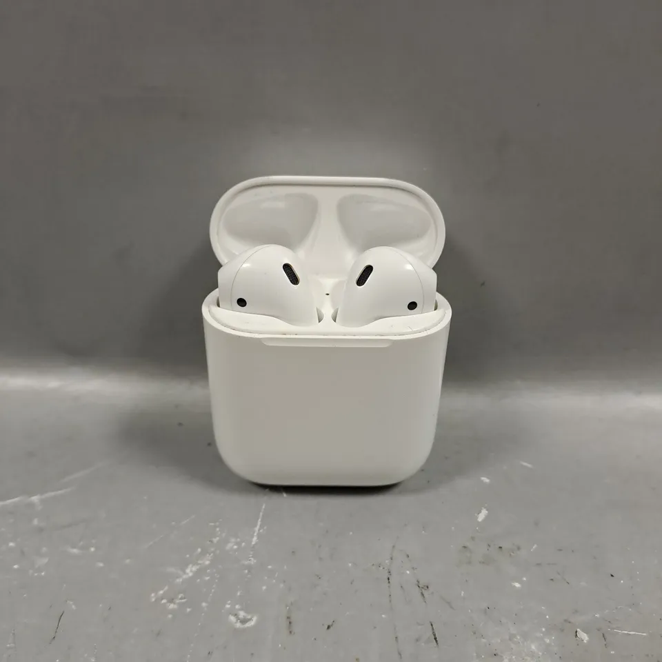 APPLE AIRPOD WITH CHARGING CASE - A1602