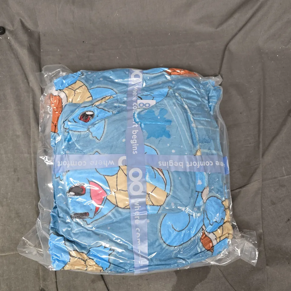 SEALED OODIE OVERSIZED HOODED BLANKET - POKEMON SQUIRTLE