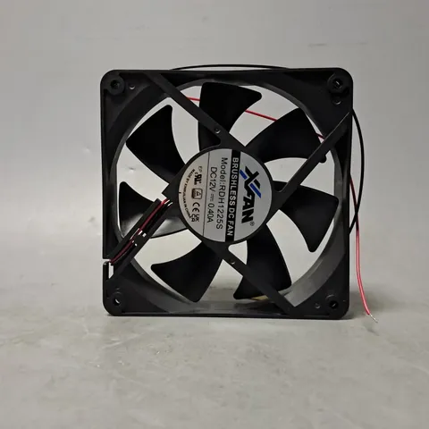 BOX OF APPROXIMATELY 30 XFAN BRUSHLESS DC FAN - RDH1225S