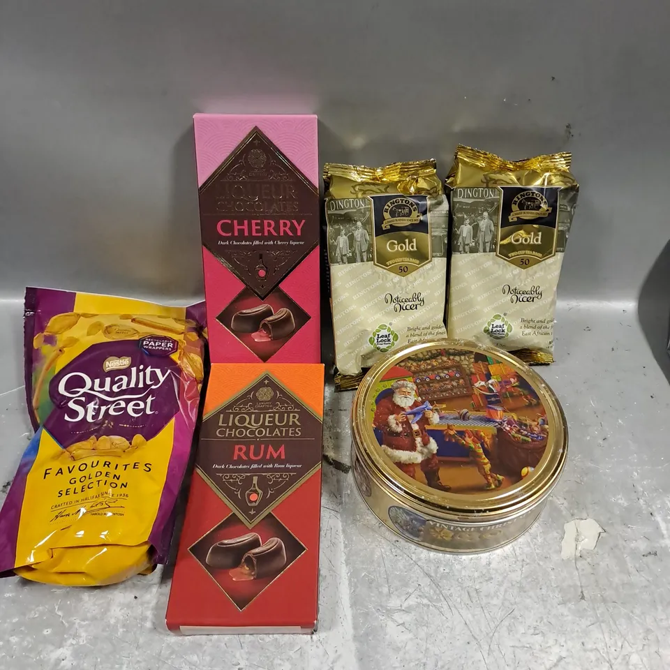 APPROXIMATELY 15 ASSORTED FOOD/DRINK PRODUCTS TO INCLUDE QUALITY STREET, LIQUEUR CHOCOLATES, RINGTONS GOLD TEA BAGS ETC 