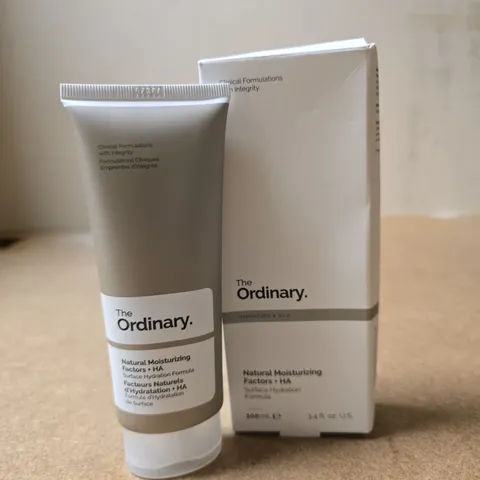 THE ORDINARY NATURAL MOISTURIZING FACTORS + HA β 100 ML