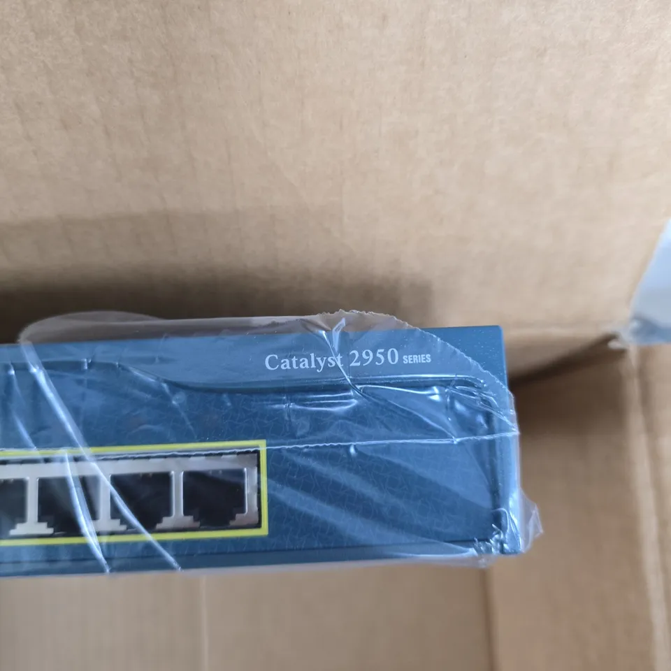 CISCO CATALYST 2950 SERIES SWITCH – BOXED