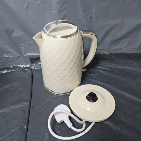 BOXED FAST BOIL CREAM TEXTURED KETTLE