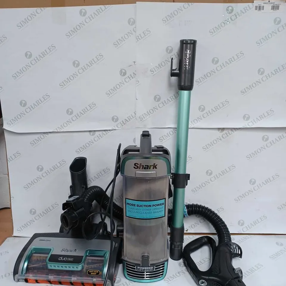 SHARK UPRIGHT VACUUM W/ DUO CLEAN TRUE PET & POWERED LIFTAWAY