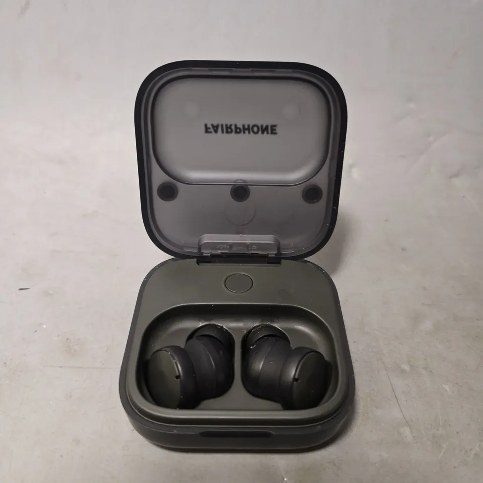 FAIRPHONE PORTABLE EARBUDS IN BLACK