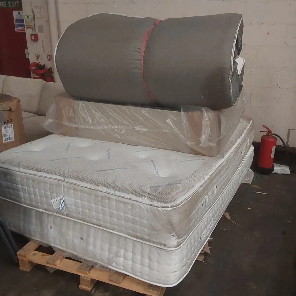 PALLET CONTAINING APPROXIMATELY 3 MATTRESSES, 1 DIVAN BASE PART