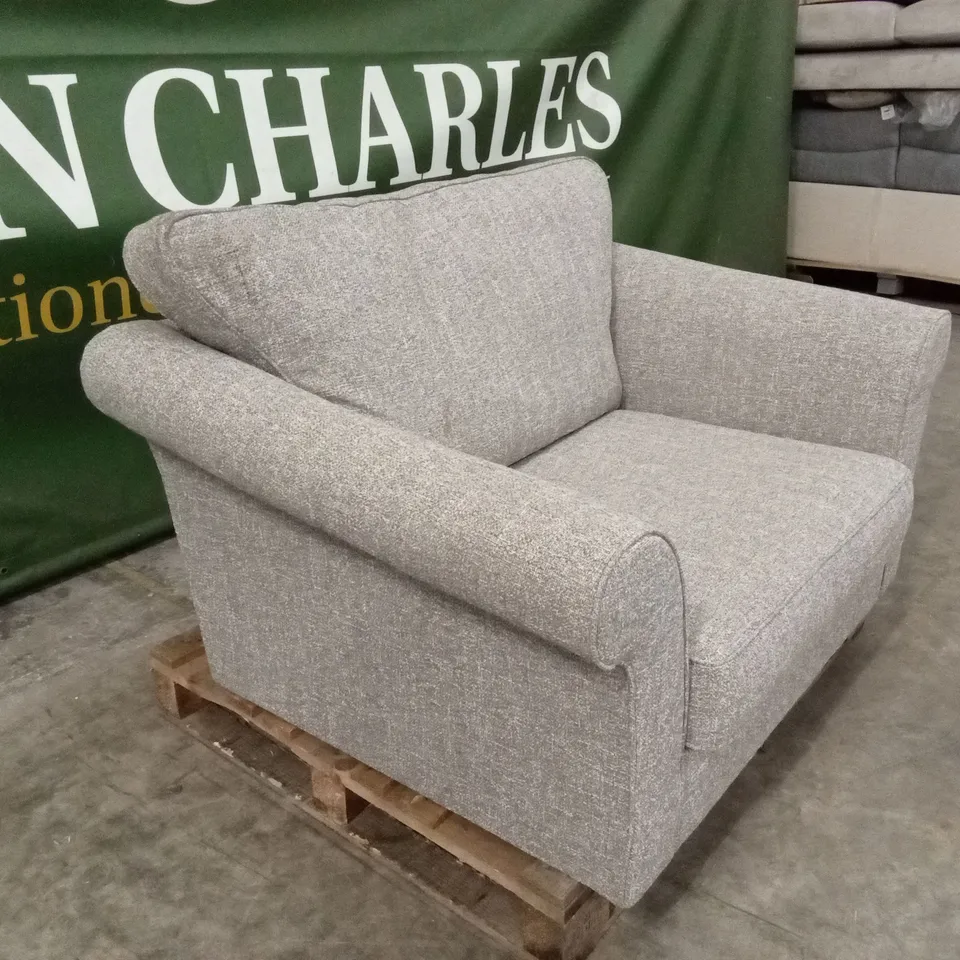 WILLOW TWEED SNUGGLE CHAIR RRP £899