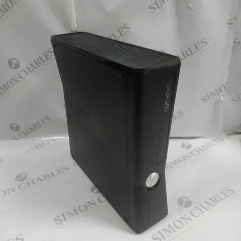 XBOX 360 S CONSOLE IN BLACK