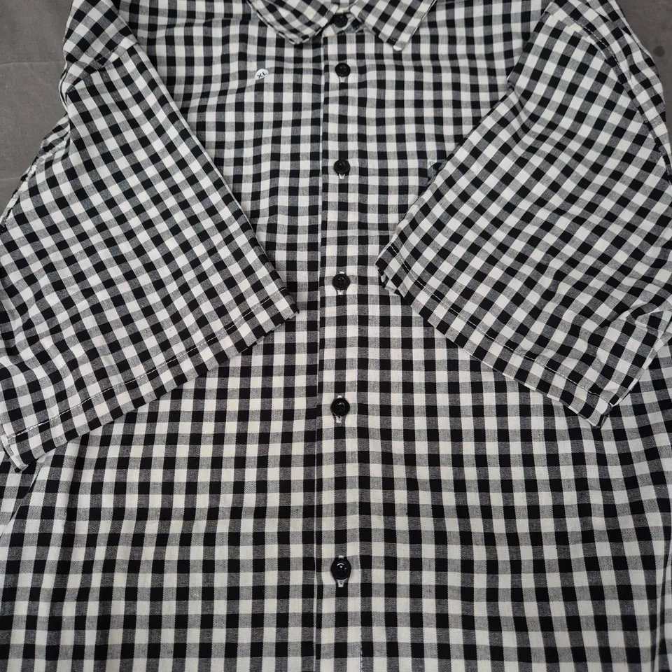 VENDETTA CHECK SHIRT IN BLACK/WHITE SIZE XL