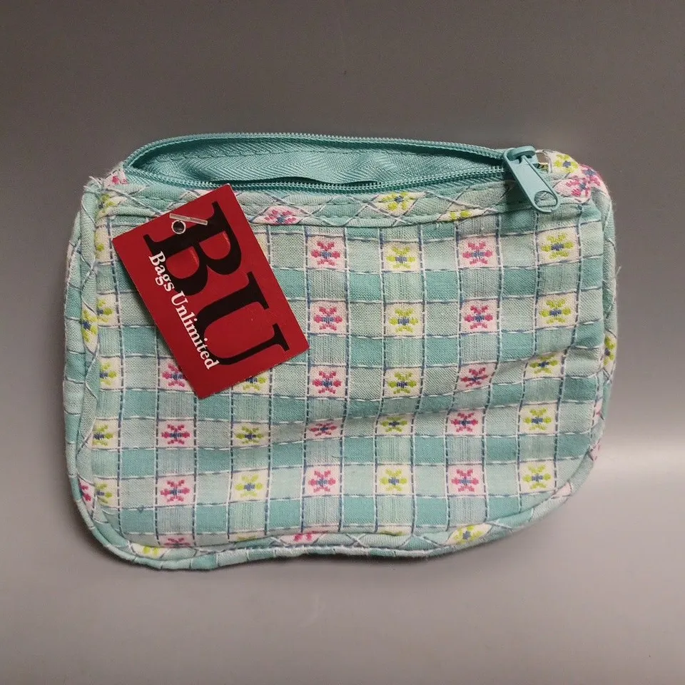 APPROXIMATELY 20 ASSORTED GAS UNLIMITED COSMETICS BAGS TO INCLUDE AKITA HOLDHALL, ST TROPEZ, DAISY DESIGNS 