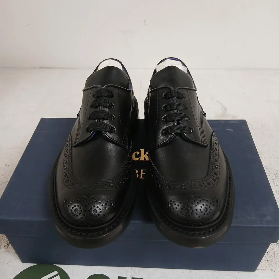 TRICKER'S BURBERRY LEATHER BROGUES – MEN'S BLACK, BOXED SIZE 4