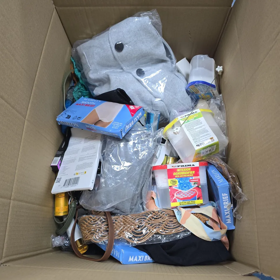 BOX OF APPROXIMATELY 20 ASSORTED ITEMS INCLUDING INTERIOR DEHUMIDIFIER AND MARLON SMOOTH MAXI BRIEF