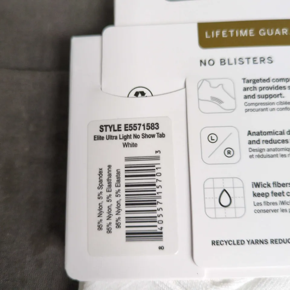 FEETURES ELITE ULTRA LIGHT NO SHOW TAB SOCKS – WHITE, SIZE L (US)