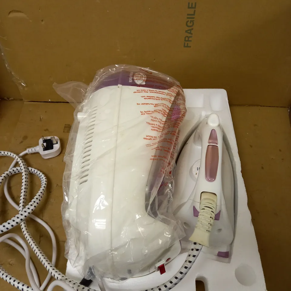 MORPHY RICHARDS JET STEAM GENERATOR IRON 333020 PINK/WHITE