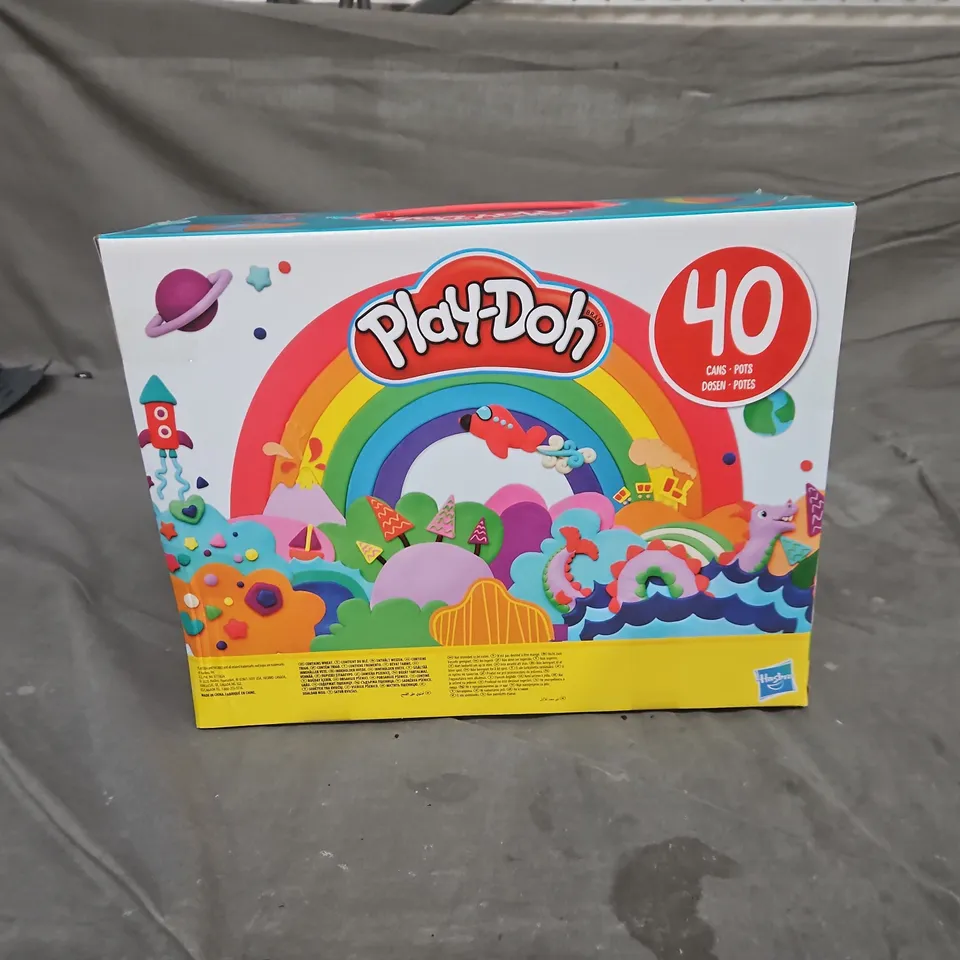 PLAY-DOH 40 CANS ASSORTED COLOURS – BOXED SET