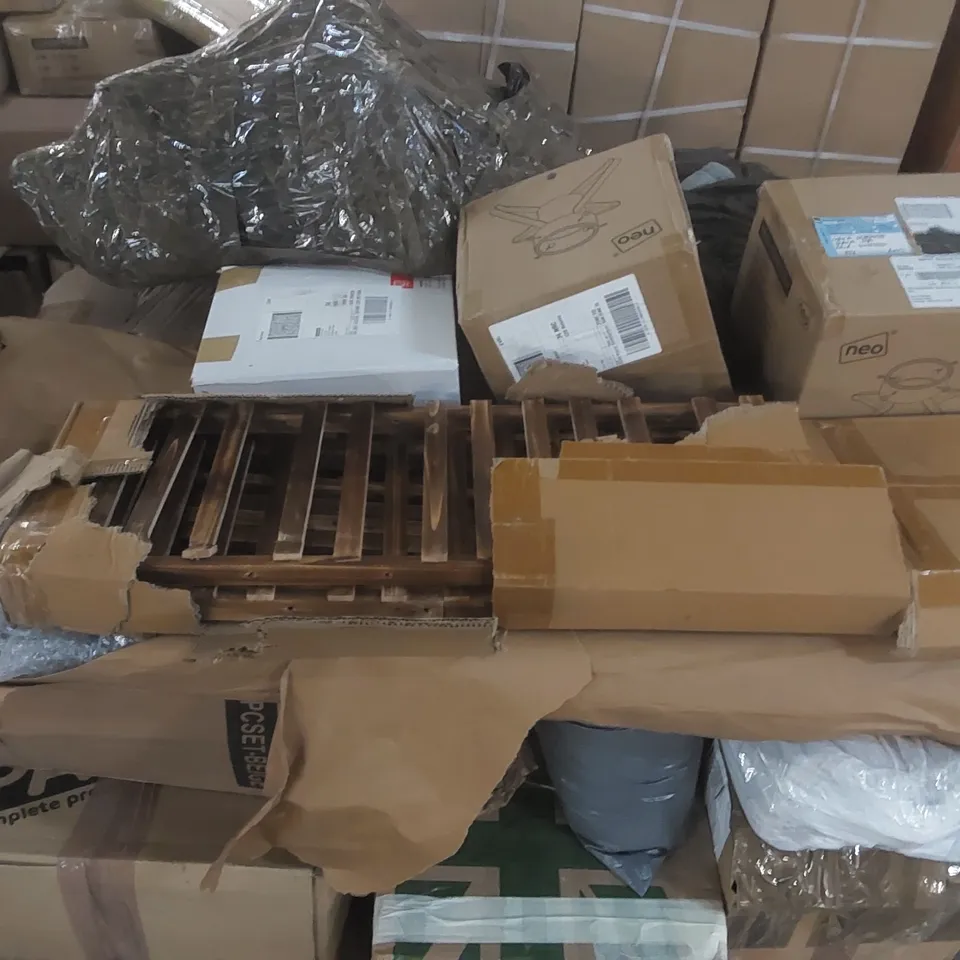 PALLET CONTAINING A LARGE QUANTITY OF ASSORTED FURNITURE PARTS ECT