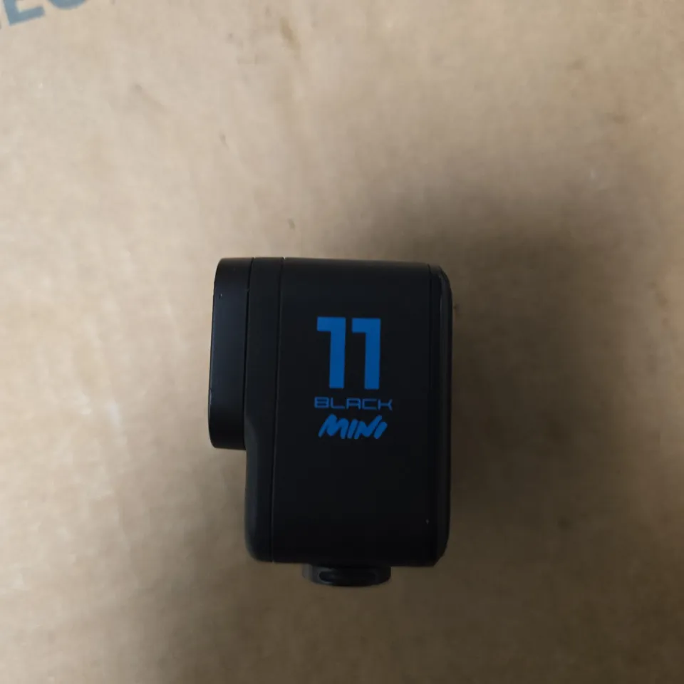 GOPRO HERO11 BLACK MINI ACTION CAMERA – WITH CASE & ACCESSORIES 