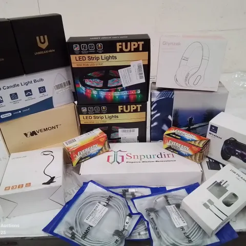 BOX CONTAINING LARGE AMOUNT OF BOXED ELECTRICAL ITEMS TO INCLUDE: LED STRIP LIGHTS, CHARGING CABLES, LIGHT BULBS, WIRELESS GAMING CONTROLLER, BINOCULARS AND LOTS MORE