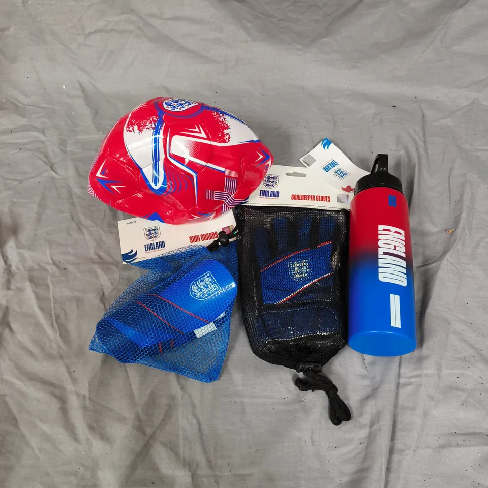 FOOTBALL BUNDLE: 750ML ALUMINIUM BOTTLE, SHIN PADS, GOALKEEPER GLOVES & SIZE 5 TURBINE BALL 