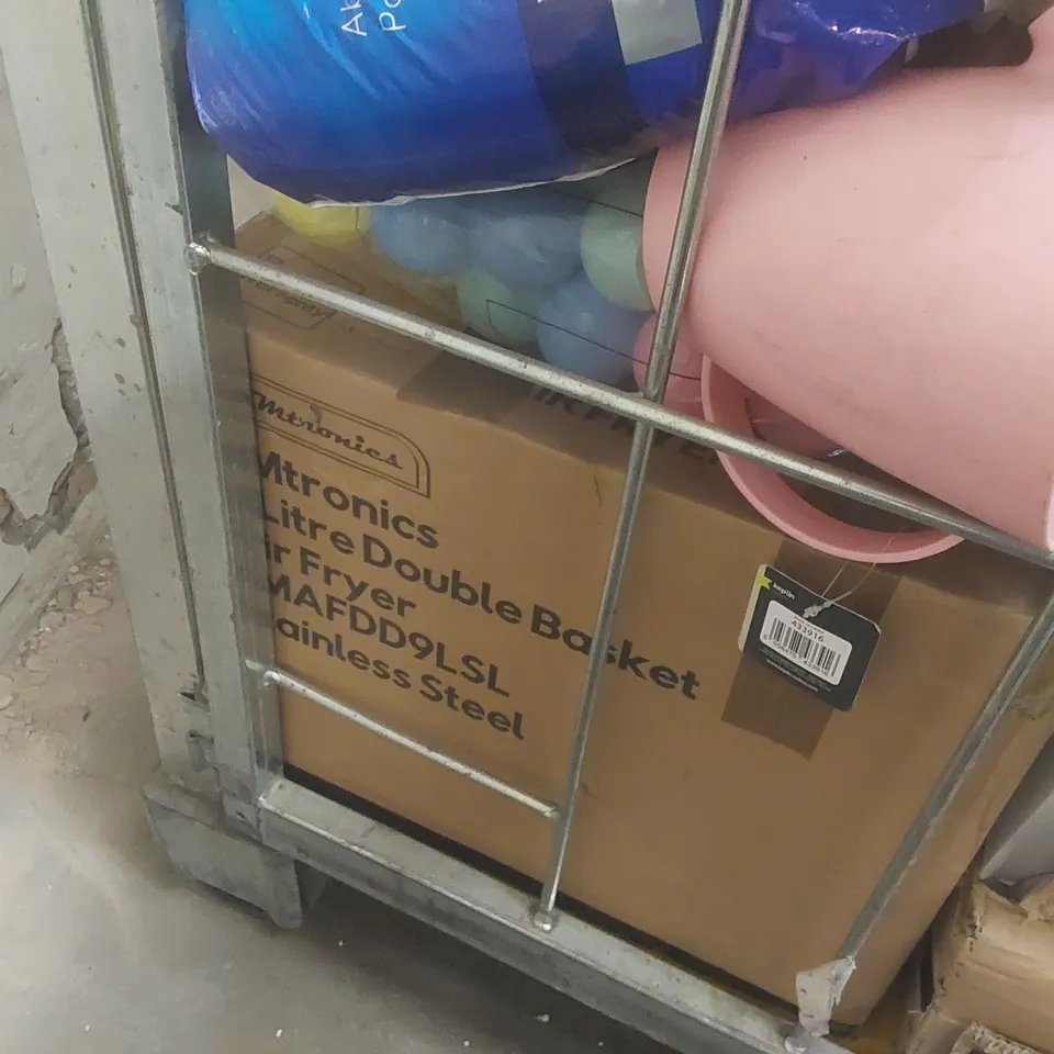 CAGE CONTAINING A LARGE QUANTITY OF ASSORTED ITEMS INCLUDING: ANTI-SLIP SHELF LINER, CUBE STORAGE INSERTS, DOUBLE BASKET AIRFRYER ECT // CAGE NOT INCLUDED