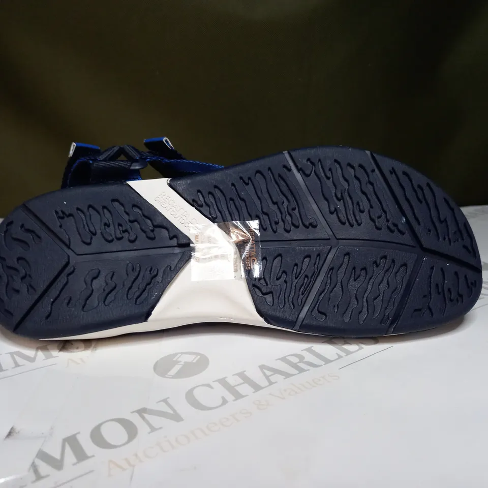 REGATTA LADY SANTA SOL SANDALS SIZE 5