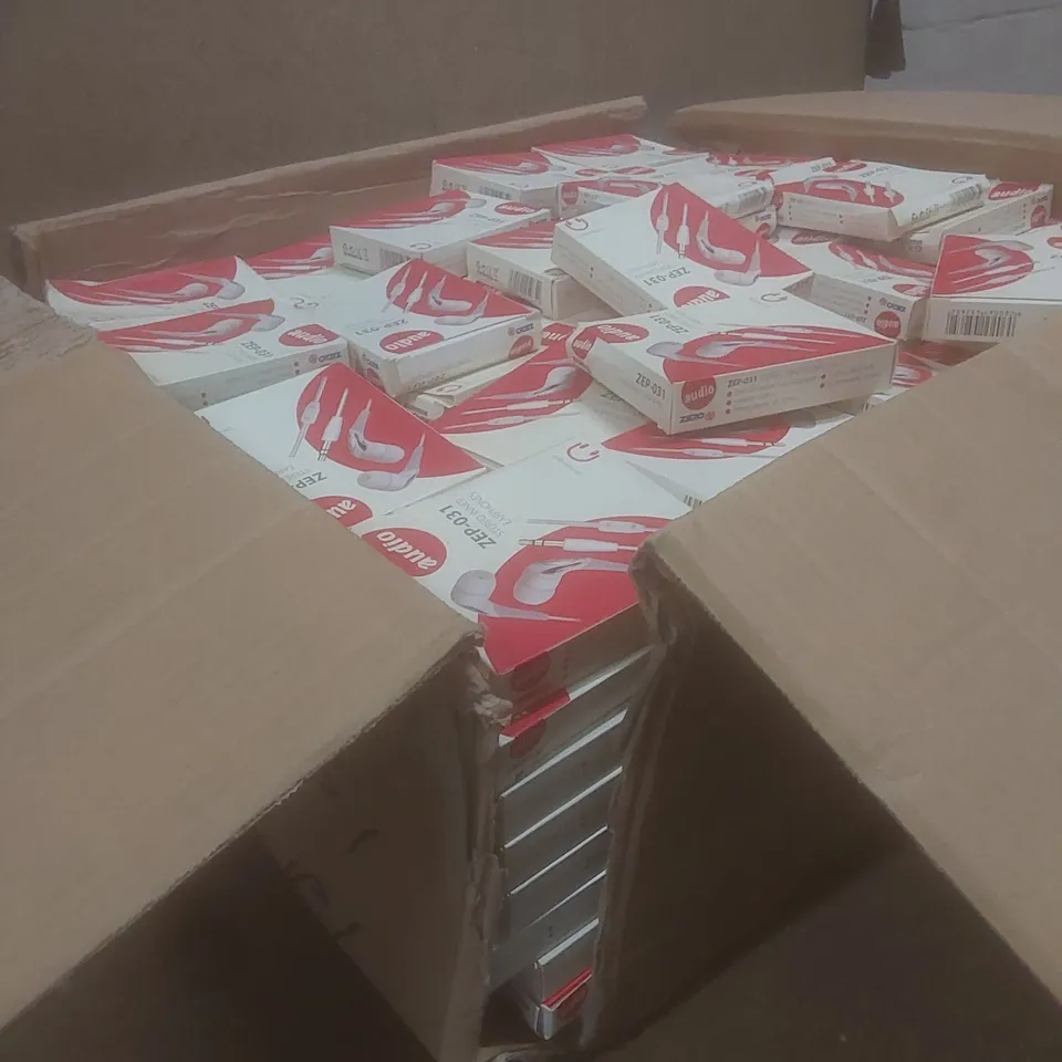 BOX TO CONTAIN A VERY LARGE QUANTITY OF WIRED EARPHONES