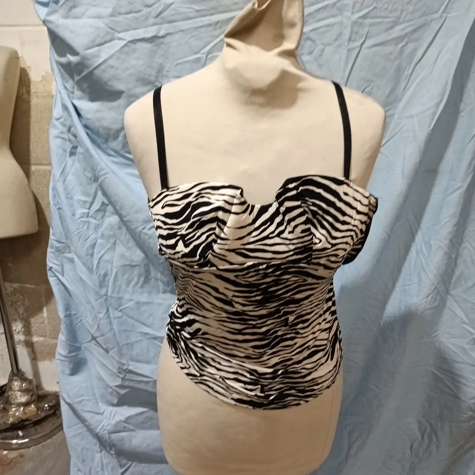 YAMAMAY ZEBRA PRINT TOP – UK 4 (EU 32)
