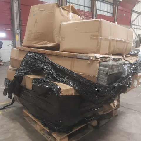 PALLET CONTAINING A VERY LARGE QUANTITY OF ASSORTED DESIGNER GARDEN FURNITURE PARTS
