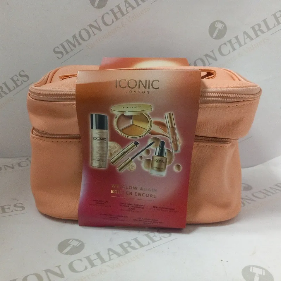 ICONIC LONDON WE GLOW AGAIN BRILLER ENCORE GIFT SET