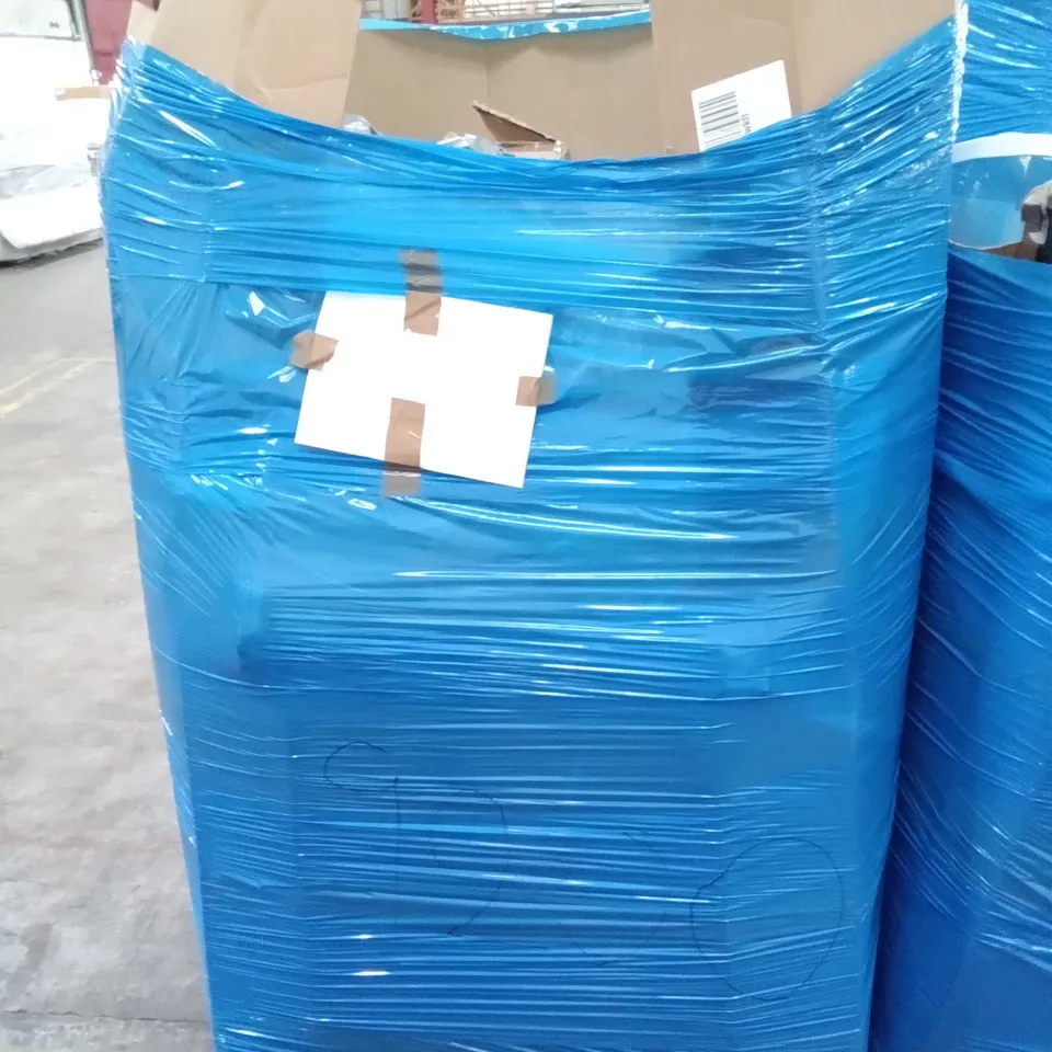 PALLET OF ASSORTED ITEMS INCLUDING FOLDOUT LAYDOWN CHAIR, HOMIDEC DRYING RACK, PET POOL, THREE LAYERS OF CLOTHES HANGERS