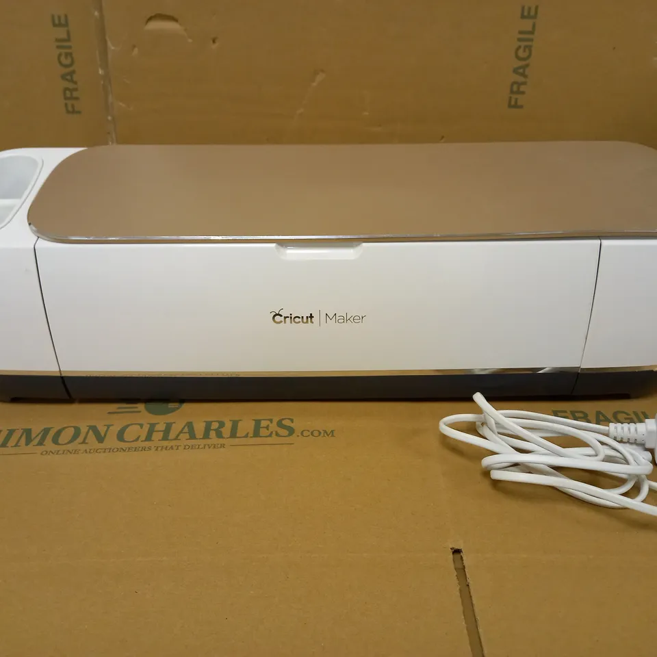 CRICUT MAKER SMART CUTTING MACHINE