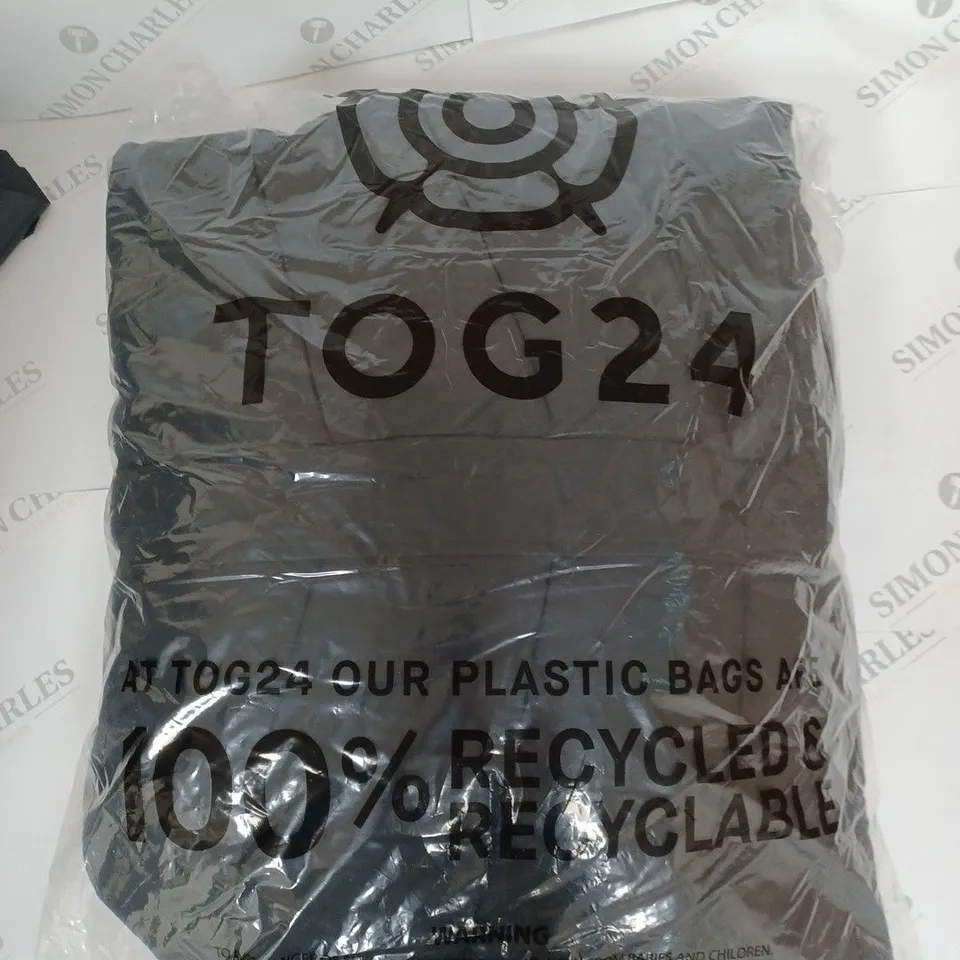 TOG 24 RALEIGH WINDSHIELD JACKET IN BLACK SIZE 10