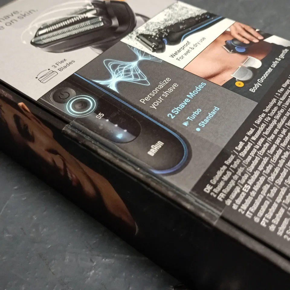 SEALED BRAUN SERIES 5 SHAVER 