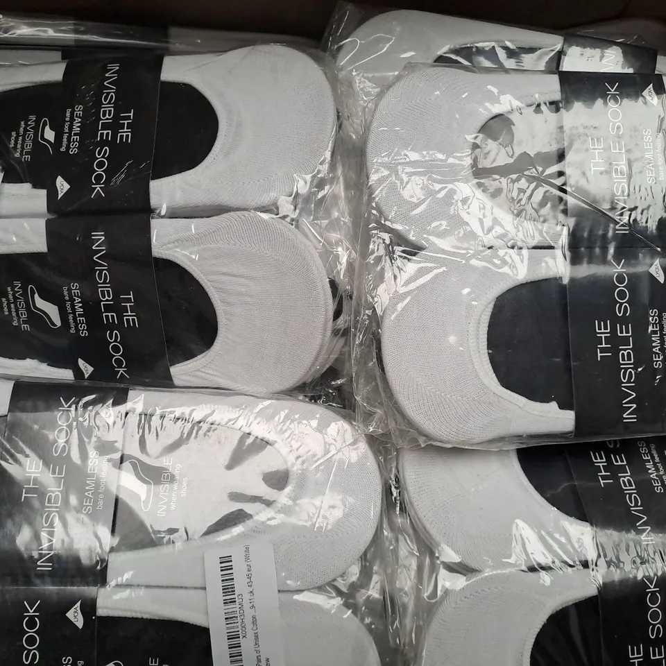 BOX OF APPROXIMATELY 20 ASSORTED PACKS OF THE INVISIBLE SOCKS IN VARIOUS COLOURS AND SIZES - COLLECTION ONLY