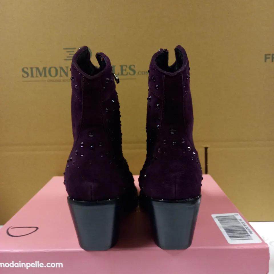 MODA IN PELLE CALITA WESTRN BOOTS SIZE 6