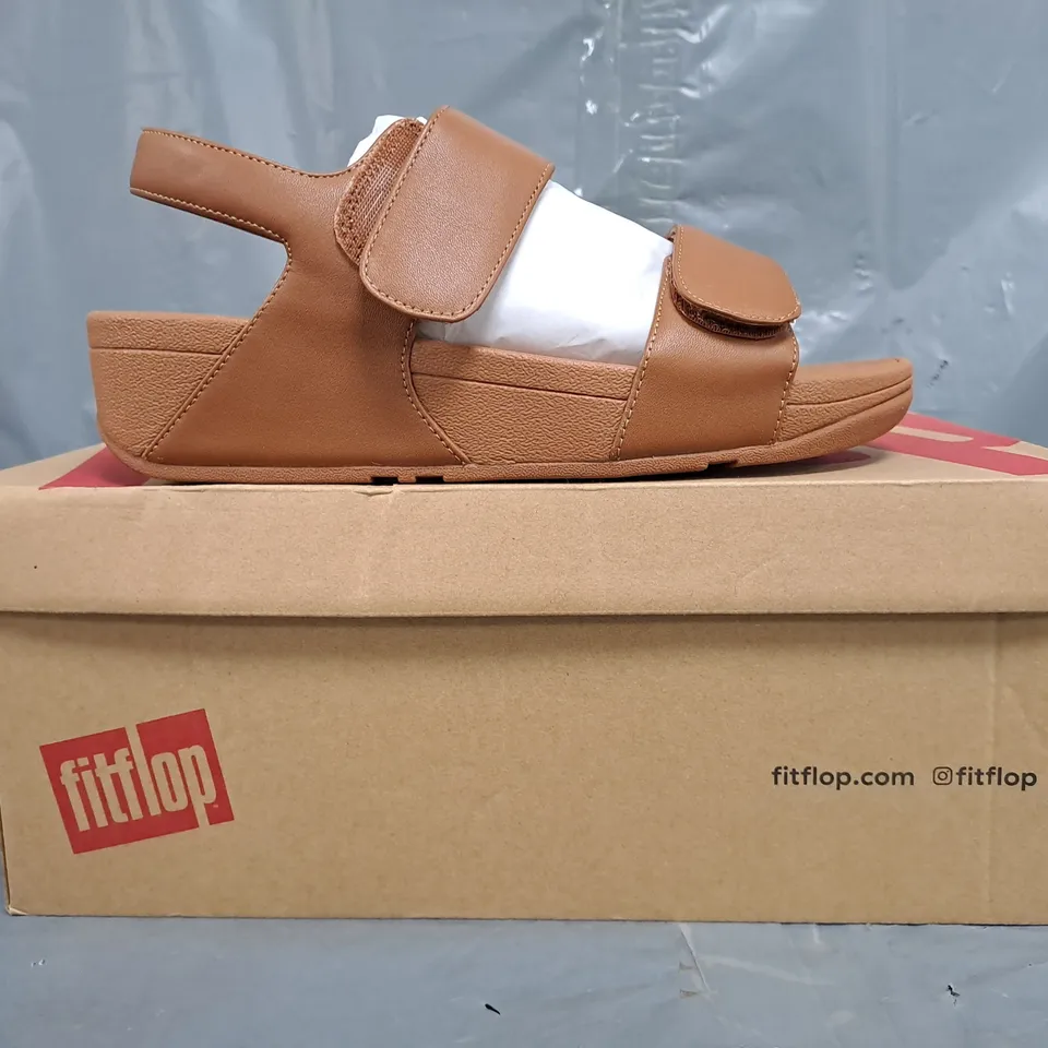 BOXED PAIR OF FITFLOP LULU ADJUSTABLE LEATHER BACK-STRAP SANDALS IN TAN SIZE UK 5