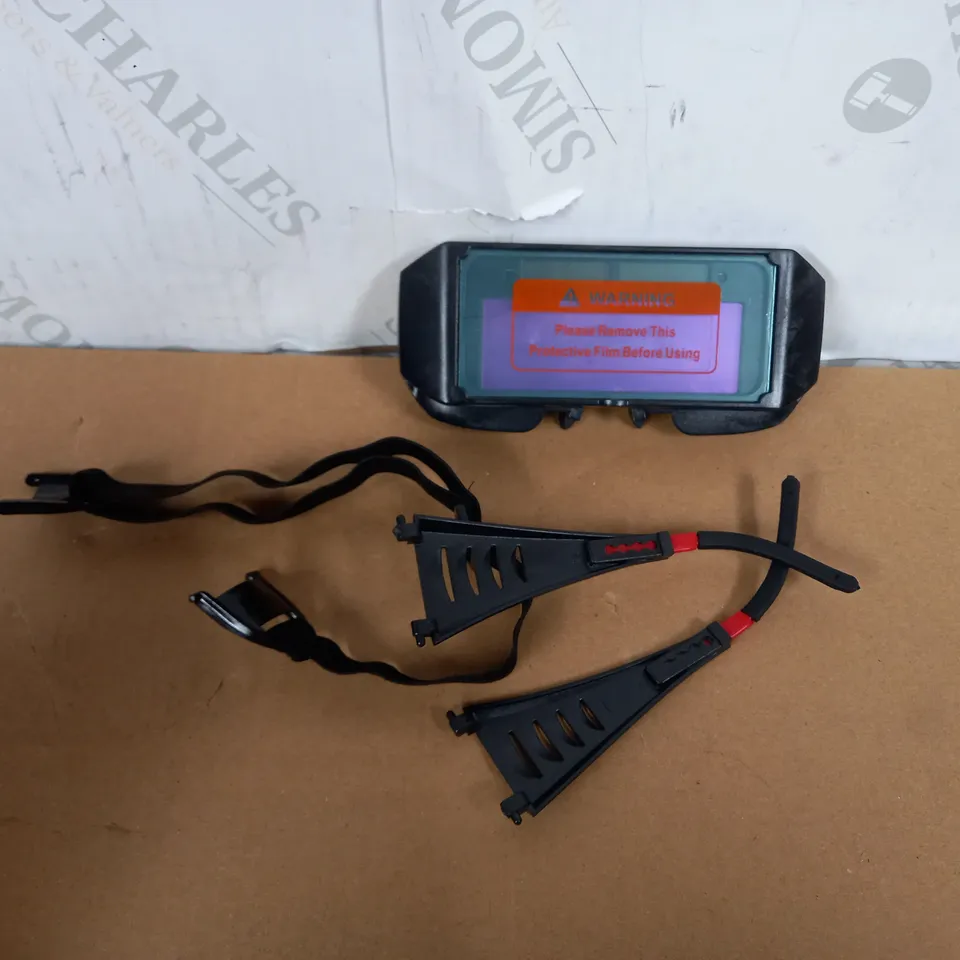 AUTO DARKENING WELDING GOGGLES